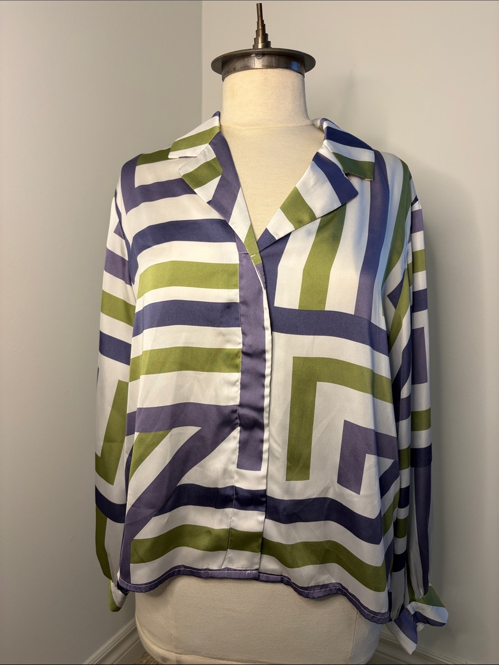 Reitmans White and Purple Blouse with Olive Striping